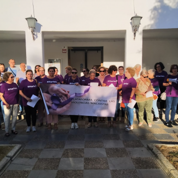 La Plataforma contra las Violencias Machistas de La Barca se manifiesta contra el incremento de las agresiones