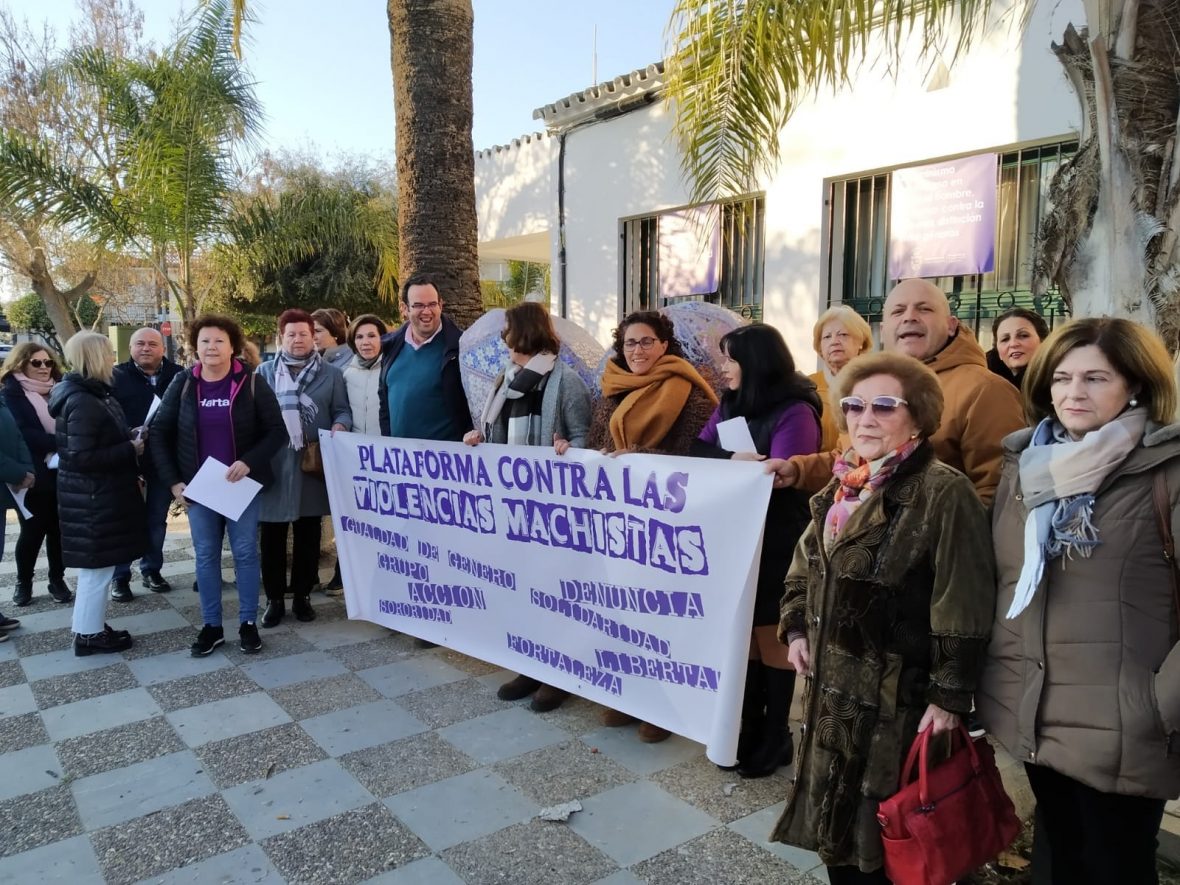 La Plataforma contra las Violencias Machistas se concentra cada último miércoles de mes